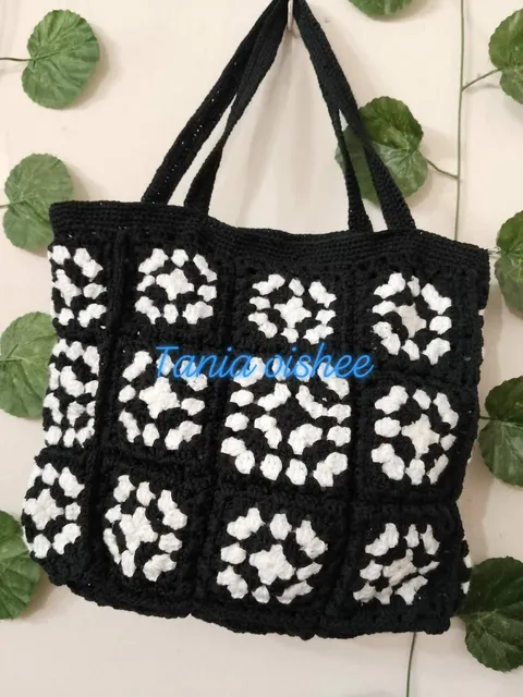 Granny Square Crochet Tote Bag — Large